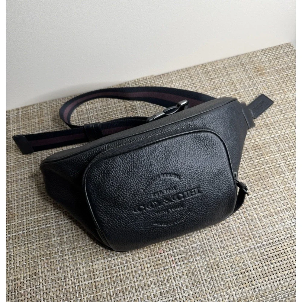 Coach Unisex Black Leather Shoulder Strap Crossbody Bag Belt (Fanny Pack)
